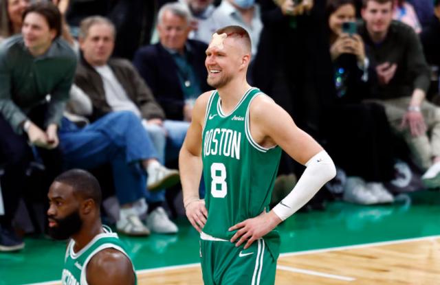 九游体育网站入口-头破血流又何妨？绿军巨塔演绎NBA版斯巴达300勇士